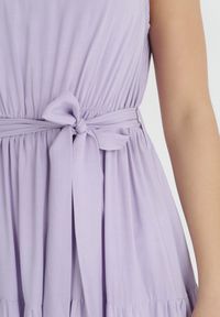 Born2be - Fioletowa Wiskozowa Sukienka Midi z Gumką w Pasie i Materiałowym Paskiem Bicuh. Kolor: fioletowy. Materiał: materiał, wiskoza. Długość: midi #4