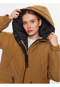 Didriksons Płaszcz zimowy Anna 504259 Brązowy Regular Fit. Kolor: brązowy. Materiał: syntetyk. Sezon: zima