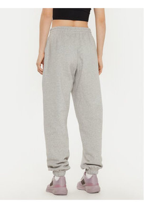Adidas - adidas Spodnie dresowe ALL SZN Fleece IY6772 Szary Loose Fit. Kolor: szary. Materiał: bawełna, syntetyk