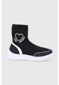 Love Moschino Buty kolor czarny na płaskiej podeszwie. Nosek buta: okrągły. Kolor: czarny. Materiał: guma. Obcas: na płaskiej podeszwie