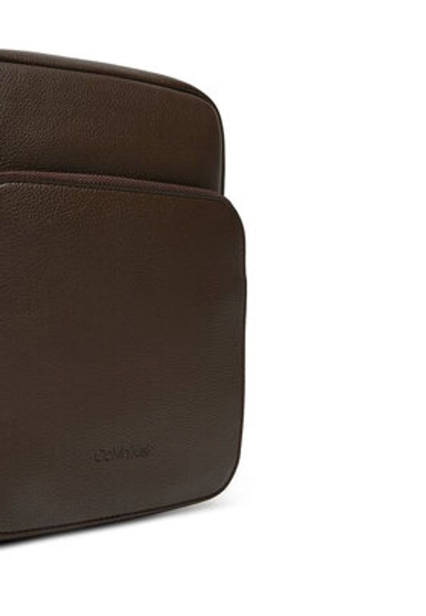 Calvin Klein Saszetka Micro Pebble Crossbody S LV04D3076G Brązowy. Kolor: brązowy. Materiał: skóra