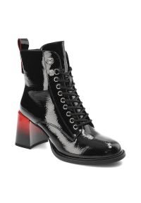 Czarne Botki S.Barski Eleganckie Damskie Buty Na Obcasie. Okazja: na co dzień, na spotkanie biznesowe. Kolor: czarny. Materiał: skóra ekologiczna. Wzór: gładki. Obcas: na obcasie. Styl: elegancki. Wysokość obcasa: średni