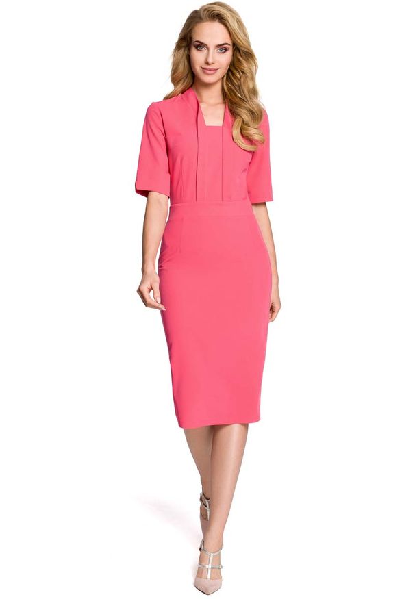 MOE - Różowa Sukienka Ołówkowa Midi z Efektownym Dekoltem. Kolor: różowy. Materiał: poliester, elastan, wiskoza. Typ sukienki: ołówkowe. Długość: midi