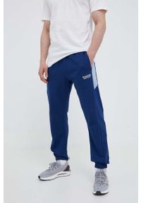 Hummel spodnie dresowe bawełniane kolor granatowy gładkie. Kolor: niebieski. Materiał: bawełna, dresówka. Wzór: gładki #4