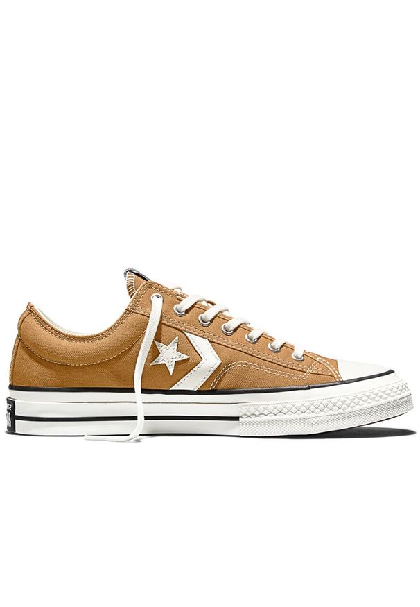 Buty unisex Converse Star Player 76 A16016C - brązowe. Okazja: na co dzień. Zapięcie: sznurówki. Kolor: brązowy. Materiał: tkanina, guma, materiał. Szerokość cholewki: normalna