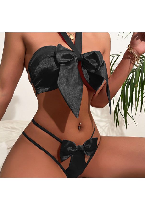 Intica - Komplet bielizny z kokardami na romantyczne wieczory Songul. Kolor: czarny. Materiał: materiał