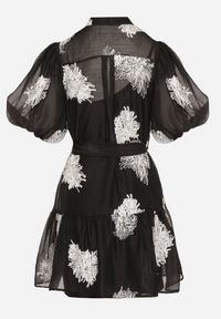 Born2be - Czarna Koszulowa Przezroczysta Sukienka z Bawełną Haftami i Paskiem Lirulira. Okazja: na co dzień. Kolor: czarny. Materiał: bawełna. Wzór: haft. Sezon: lato. Typ sukienki: koszulowe. Styl: casual, elegancki #5