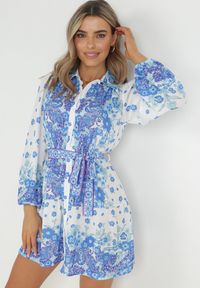 Born2be - Niebieska Koszulowa Sukienka z Guzikami i Gumką w Pasie Melija. Kolor: niebieski. Materiał: materiał. Wzór: kwiaty. Sezon: wiosna, lato. Typ sukienki: koszulowe #6