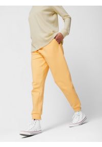 outhorn - Spodnie dresowe damskie - żółte. Kolor: żółty. Materiał: dresówka. Wzór: nadruk #8