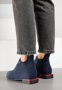 Born2be - Granatowe Botki Typu Trzewiki Vices Implie. Okazja: na co dzień. Kolor: niebieski. Materiał: jeans, skóra. Styl: klasyczny, casual, elegancki