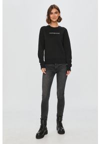 Calvin Klein Jeans - Bluza. Typ kołnierza: bez kaptura. Kolor: czarny. Materiał: bawełna, poliester, dzianina. Wzór: nadruk #3