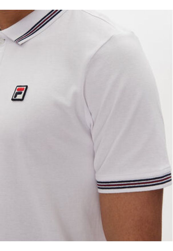 Fila Polo Lubeek FAM0898 Biały Regular Fit. Typ kołnierza: polo. Kolor: biały. Materiał: bawełna