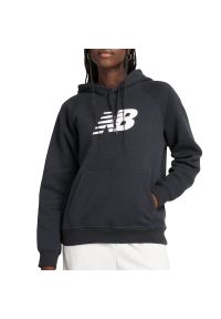 Bluza New Balance WT43524BK - czarna. Okazja: na co dzień. Typ kołnierza: kaptur. Kolor: czarny. Materiał: prążkowany, bawełna, poliester. Styl: klasyczny, casual