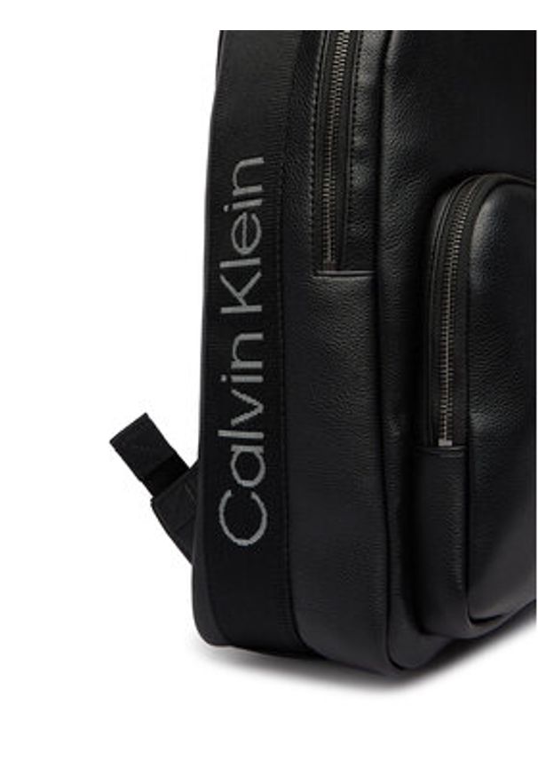 Calvin Klein Plecak Webbing Strap Round Backpack LV04D3282G Czarny. Kolor: czarny. Materiał: skóra
