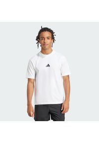 Adidas - Koszulka Essentials Small Logo Single Jersey. Kolor: biały, wielokolorowy, czarny. Materiał: jersey