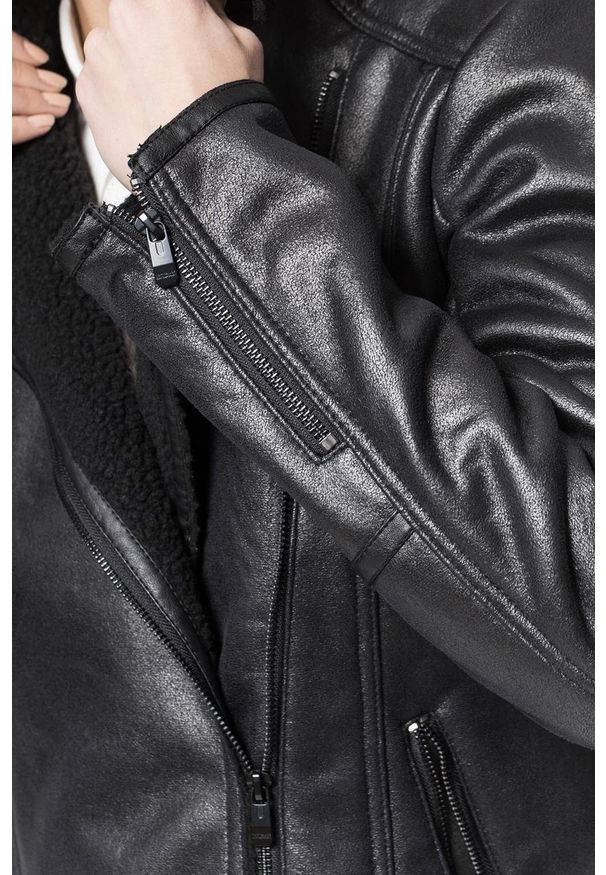 Tom Tailor - DAMSKA KURTKA SKÓRZANE TOM TAILOR FAKE SHEARLING BIKER JACKET 3721963.00.75. Materiał: skóra. Styl: klasyczny