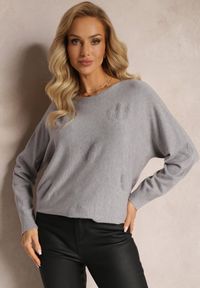 Renee - Szary Sweter Dzianinowy z Rękawem Nietoperz Almina. Kolor: szary. Materiał: dzianina. Długość rękawa: długi rękaw. Długość: długie. Wzór: gładki #2