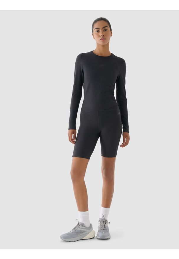 4f - 4F Legginsy krótkie treningowe damskie - szare S. Stan: podwyższony. Kolor: szary. Materiał: elastan, włókno, dzianina, materiał, syntetyk. Długość: krótkie. Wzór: jednolity. Sport: fitness