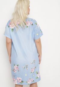 Born2be - Niebieska Koszula Nocna w Kwiatowy Wzór z Krótkim Rękawem Seliaane. Kolekcja: plus size. Kolor: niebieski. Długość: krótkie. Wzór: kwiaty