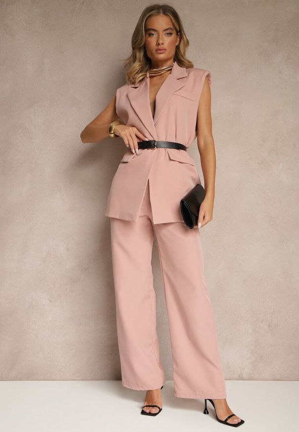 Renee - Ciemnoróżowa Kamizelka Oversize w Garniturowym Stylu z Guzikiem i Paskiem z Klamrą Galazia. Kolor: różowy. Materiał: tkanina. Sezon: lato