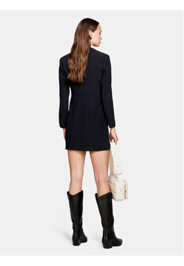 Sisley Sukienka codzienna 4O87LV04J Czarny Regular Fit. Okazja: na co dzień. Kolor: czarny. Materiał: syntetyk. Typ sukienki: proste. Styl: casual