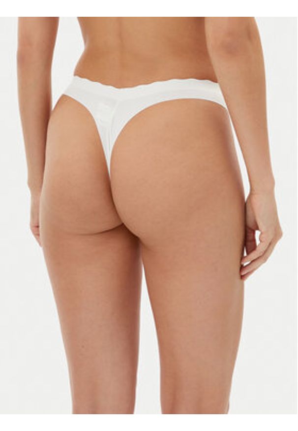 YSABEL MORA - Ysabel Mora Stringi 19338 Biały. Kolor: biały. Materiał: materiał, poliamid, nylon