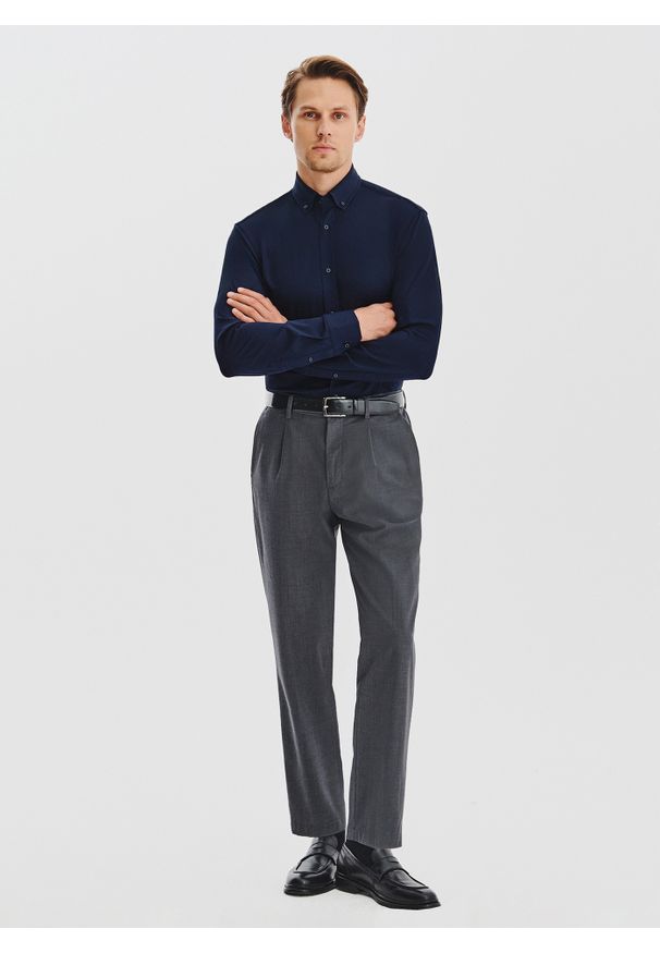 Pako Lorente - PAKO LORENTE – Granatowa koszula z bawełną. Kolor: niebieski. Materiał: bawełna. Długość rękawa: długi rękaw. Długość: długie