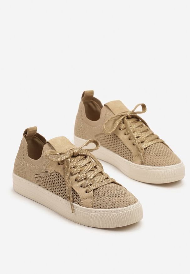 Born2be - Ciemnobeżowe Sneakersy z Siateczkową Cholewką Taslio. Okazja: na co dzień. Kolor: beżowy. Szerokość cholewki: normalna