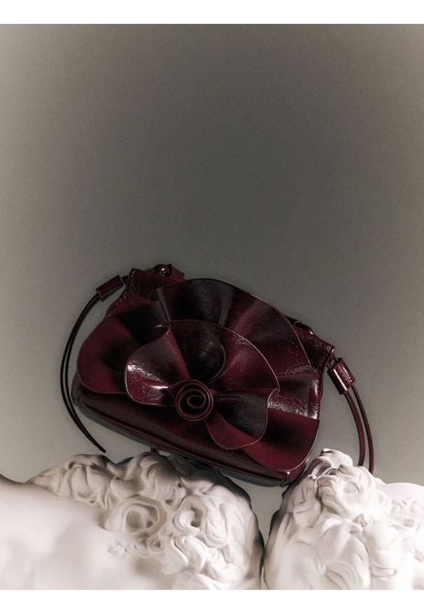 Reserved - Mała torebka na ramię - karminowy. Kolor: czerwony. Materiał: skórzane. Rozmiar: małe. Rodzaj torebki: na ramię