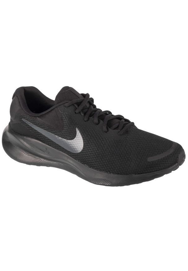 Buty do biegania męskie Nike Revolution 7. Zapięcie: sznurówki. Kolor: czarny. Materiał: materiał, syntetyk, tkanina. Szerokość cholewki: normalna. Model: Nike Revolution