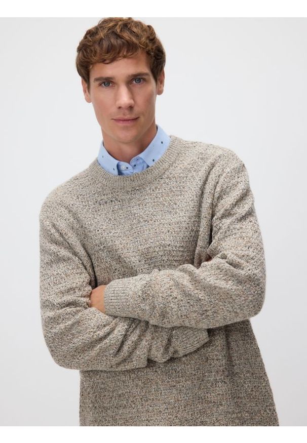Reserved - Sweter z domieszką wełny - beżowy. Kolor: beżowy. Materiał: wełna