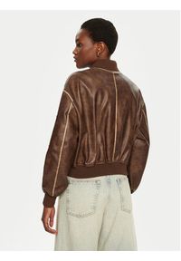 Guess Kurtka bomber W5RL21 WGW40 Brązowy Regular Fit. Kolor: brązowy. Materiał: syntetyk #6