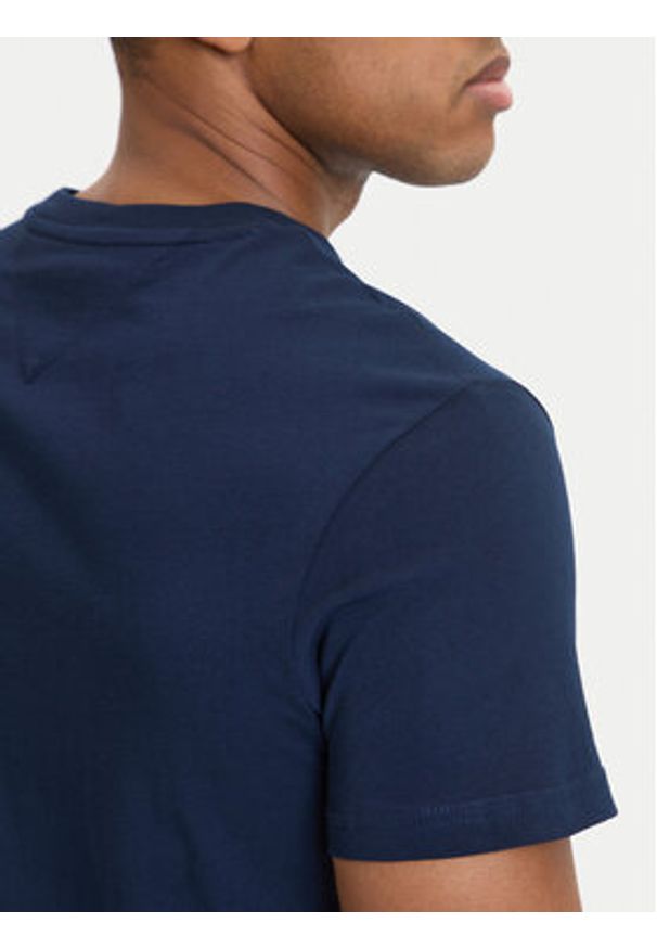 Tommy Jeans T-Shirt DM0DM22538 Granatowy Slim Fit. Kolor: niebieski. Materiał: bawełna
