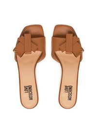 Love Moschino - LOVE MOSCHINO Klapki JA28115G0OIE0200 Brązowy. Kolor: brązowy. Materiał: skóra #5