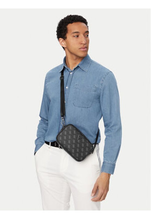 Guess Saszetka Vezzola Smart Accessories PMEVZL P3145 Czarny. Kolor: czarny. Materiał: skóra