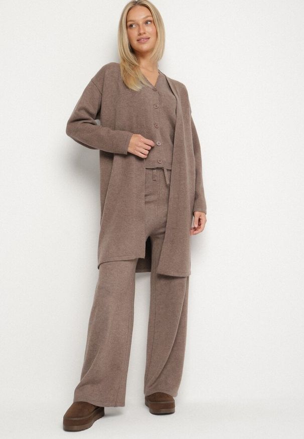 Born2be - Brązowy Dzianinowy Komplet z Wełną Kamizelka Długi Kardigan i Spodnie Otizela. Kolekcja: plus size. Kolor: brązowy. Materiał: wełna, dzianina