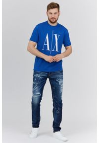 Armani Exchange - ARMANI EXCHANGE Niebieski t-shirt męski z dużym logo, Rozmiar L. Kolor: niebieski. Materiał: prążkowany