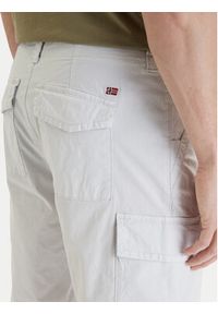 Napapijri Szorty materiałowe N-Horton NP0A4HOS Szary Regular Fit. Kolor: szary. Materiał: bawełna #3