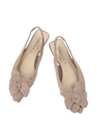 Sandały damskie Vinceza, cholewka ze skóry naturalnej pasek wokół pięty z elastyczną wstawką, beżowe, 66951. Zapięcie: pasek. Kolor: beżowy. Materiał: skóra #3