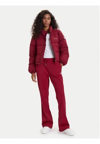 Guess Spodnie dresowe W5BB58 FL04W Bordowy Regular Fit. Kolor: czerwony. Materiał: syntetyk #4