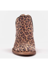 Marco Shoes Botki z naturalnej skóry z wycięciem litery V 1954B-634-1 brązowe. Kolor: brązowy. Materiał: skóra. Sezon: wiosna #6