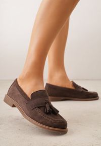Renee - Brązowe Mokasyny VICES z Wkładką ze Skóry Naturalnej Ozdobione Chwostami Maritune. Okazja: na co dzień. Kolor: brązowy. Materiał: skóra. Wzór: aplikacja. Styl: casual, elegancki #8
