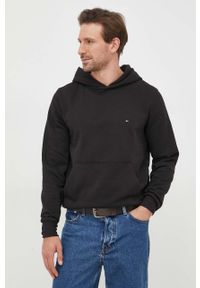 TOMMY HILFIGER - Tommy Hilfiger bluza męska kolor czarny z kapturem gładka. Typ kołnierza: kaptur. Kolor: czarny. Wzór: gładki