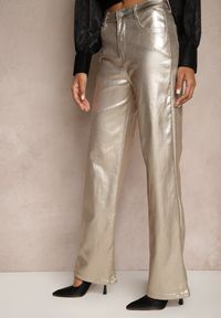 Renee - Złote Szerokie Spodnie Metaliczne High Waist z Ekoskóry Tranise. Stan: podwyższony. Kolor: złoty. Materiał: skóra #4