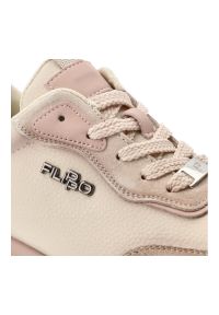 Sneakersy damskie Filippo, skóra naturalna i zamszowa wstawki sznurowany fason gruba amortyzująca podeszwa bieżnikowana podeszwa, beżowe, DP7754/26. Okazja: na spacer, na co dzień. Zapięcie: sznurówki. Kolor: beżowy. Materiał: zamsz, skóra. Szerokość cholewki: normalna. Styl: casual, klasyczny #7