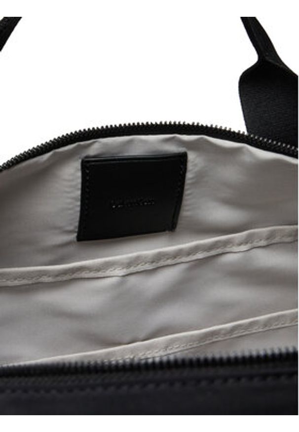 Calvin Klein Jeans Torba sportowa Ckj Graphic Ck Crossbody Duffle LV04G3163G Czarny. Kolor: czarny. Materiał: materiał