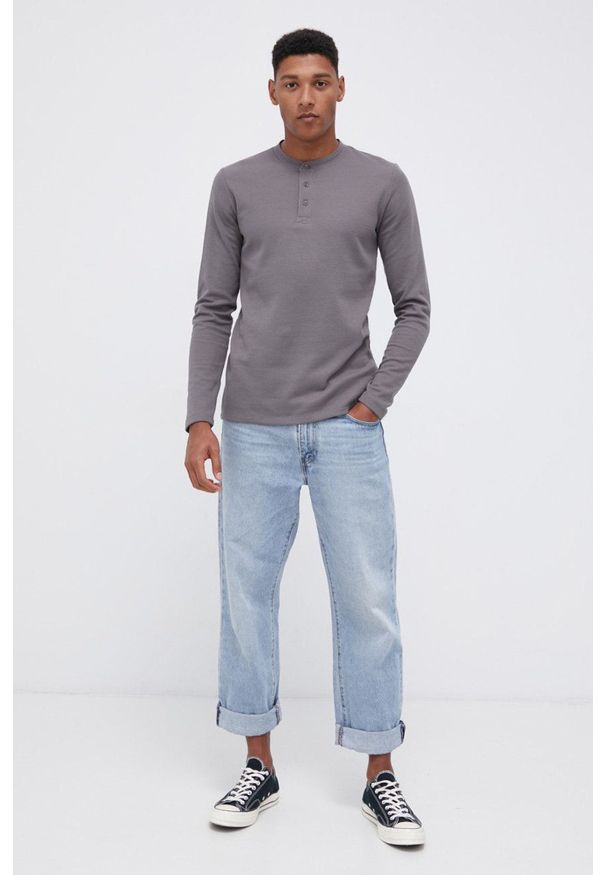 !SOLID - Longsleeve. Okazja: na co dzień. Kolor: szary. Materiał: dzianina. Długość rękawa: długi rękaw. Wzór: gładki. Styl: casual