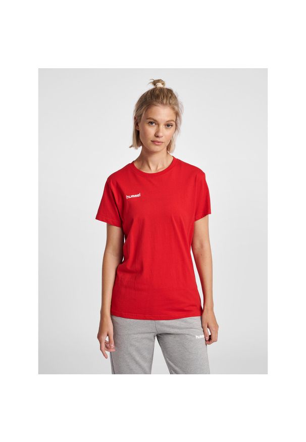 Koszulka sportowa z krótkim rękawem damska Hummel hmlGO cotton. Kolor: różowy, wielokolorowy, czerwony. Długość rękawa: krótki rękaw. Długość: krótkie