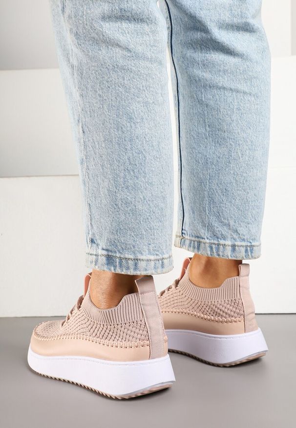 Renee - Różowe Buty Sportowe Sneakersy z Siateczkową Cholewką Helazia. Okazja: na co dzień. Kolor: różowy. Materiał: jeans. Szerokość cholewki: normalna