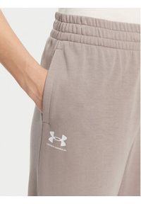 Under Armour Spodnie dresowe Ua Rival 1382735 Beżowy Loose Fit. Kolor: beżowy. Materiał: bawełna #5